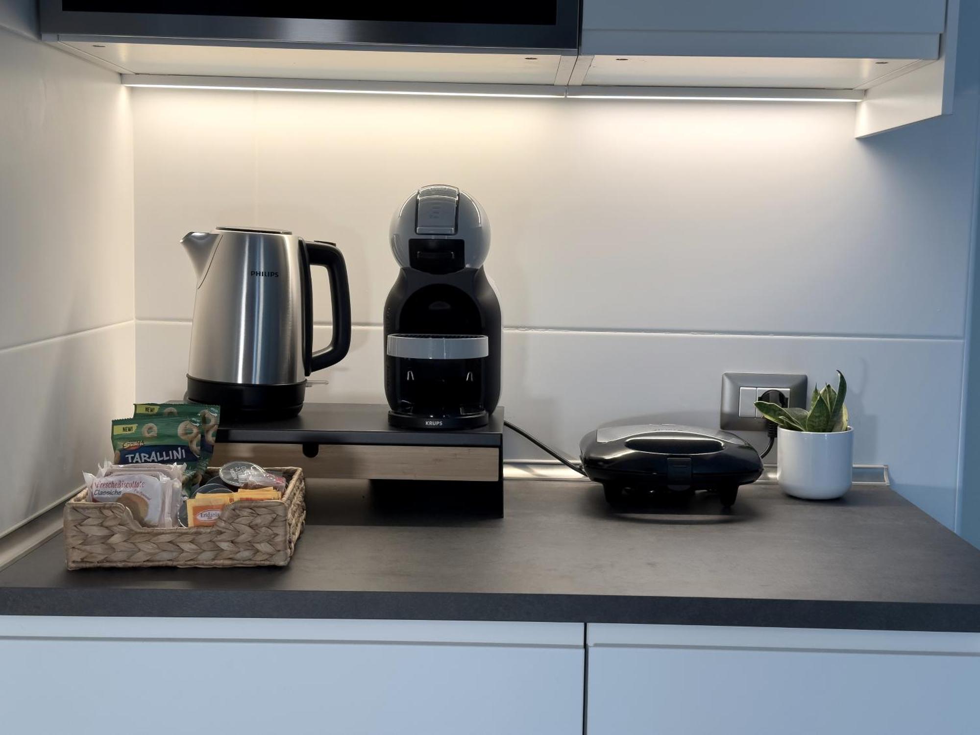 Berni Apartments Верона Екстериор снимка