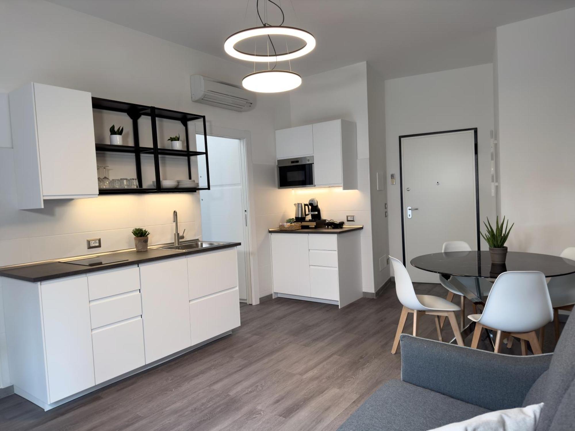 Berni Apartments Верона Екстериор снимка